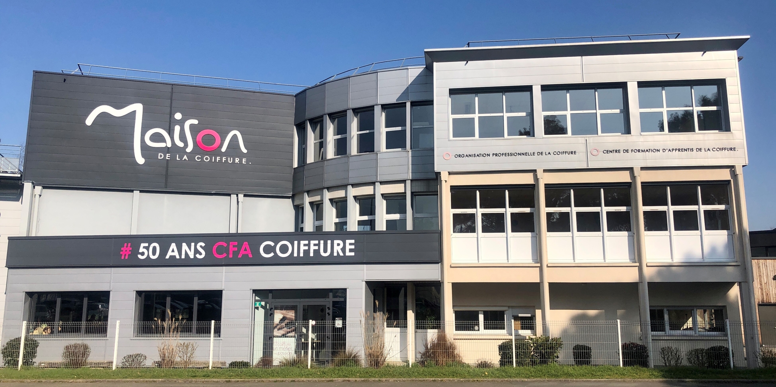 CFA de la Coiffure du Mans – ÉCOLE DE COIFFURE INTERNATIONALE